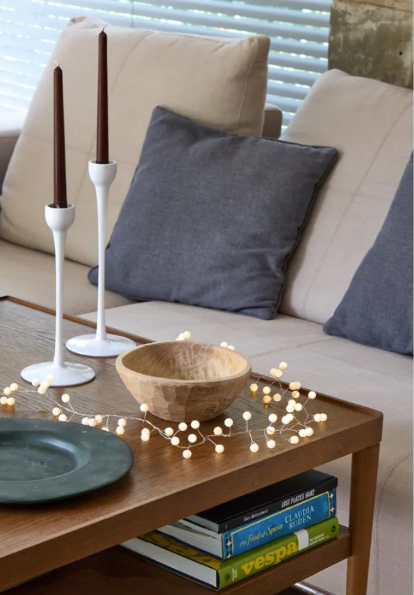 Snowberry Lights